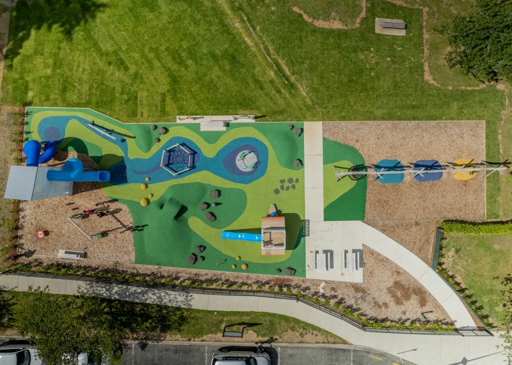 Lions Park Playground in Te Anau